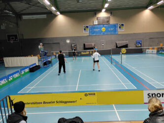 Einspielen Badminton-Spieltag, Kreisliga: 1. BC Beuel 8 gegen TV Jahn Wahn 1 | 29.01.2022