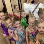 Von links nach rechts vorne:
Emiliya Zaripova, Valeria Wirz, Nikol Akopdzhanova, Vianna Berger. Stefanie Bojarski.